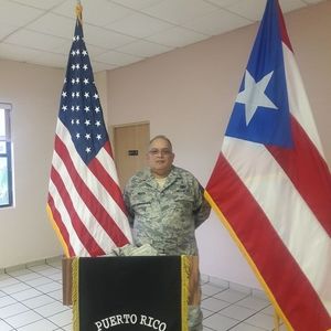 Meet your Posher, Ernesto